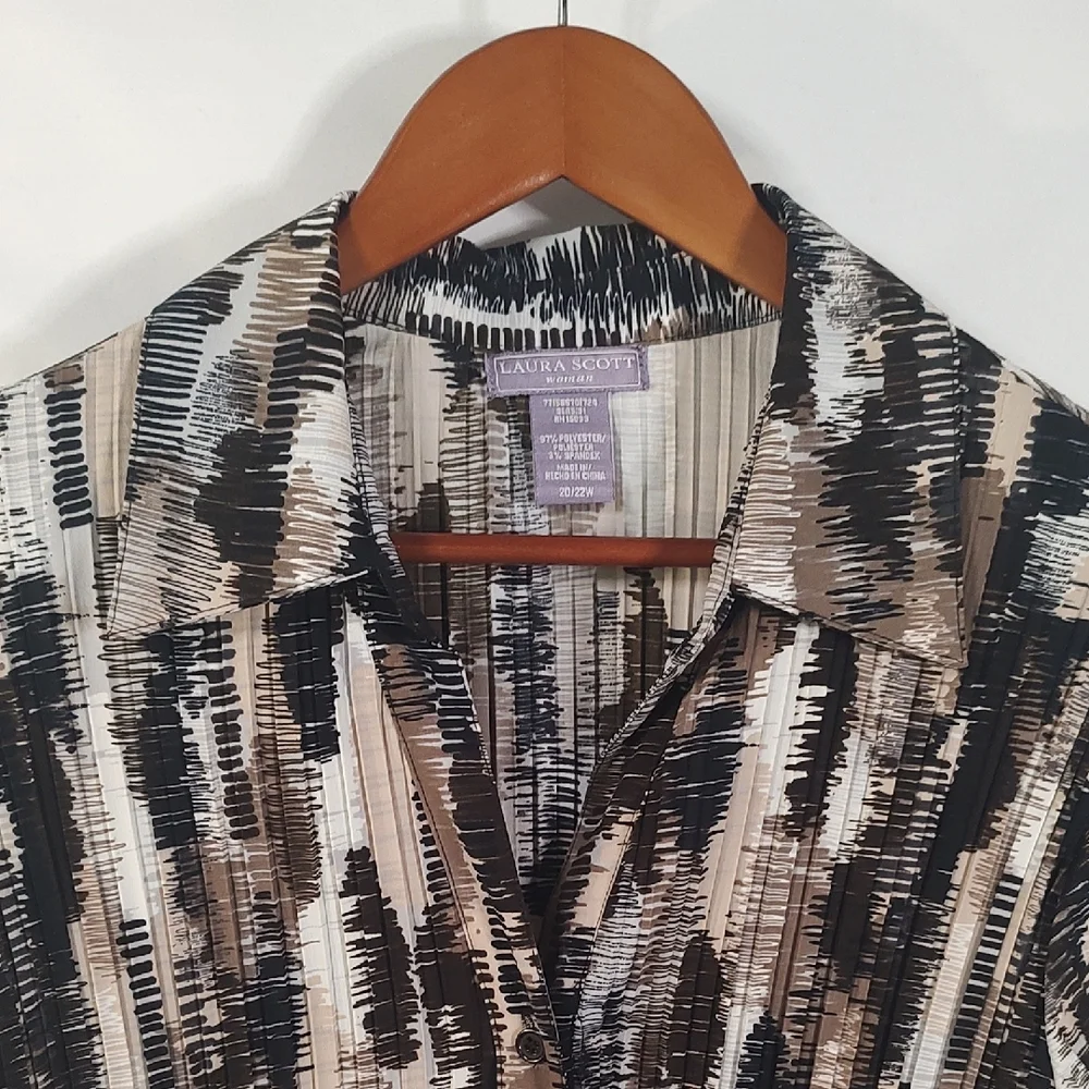 Laura Scott Brown and Black Button Down Shirt - Picture 9 of 11